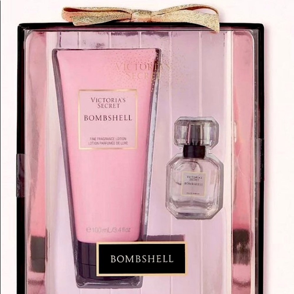 Victoria’s Secret’s Bombshell Fragrance & Lotion set
